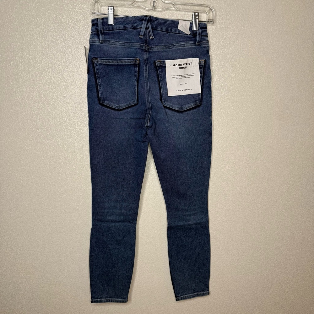 Good American Good Waist Crop Jeans - Picture 2 of 6